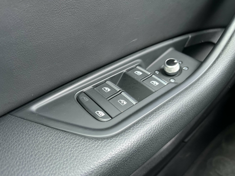 Audi A4 Avant 30 TDi S-Tronic Virtual/Panodak/Camera/Leder Leconte Motors