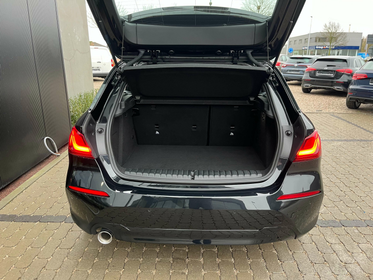 BMW 118 118i Full-LED/Navigatie/Carplay/Zetelverwarming/.. Leconte Motors