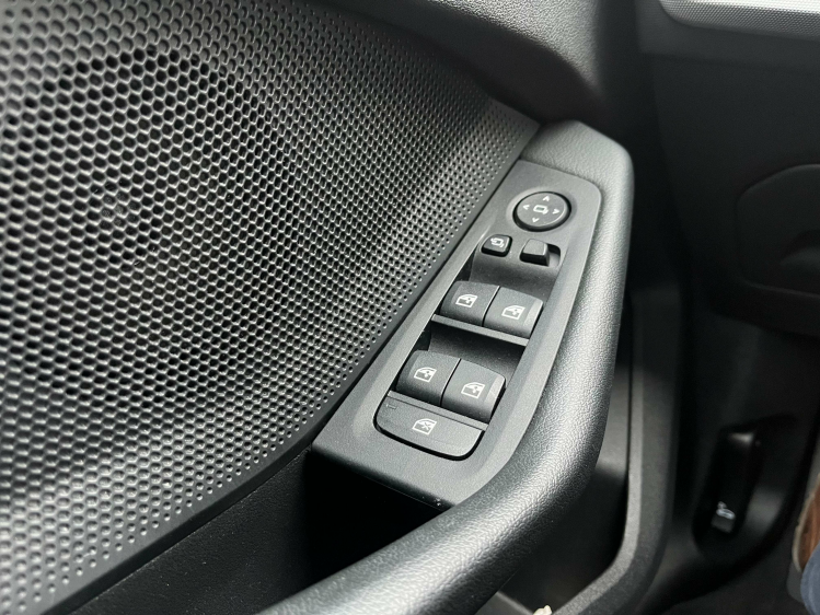 BMW 118 118i Full-LED/Navigatie/Carplay/Zetelverwarming/.. Leconte Motors