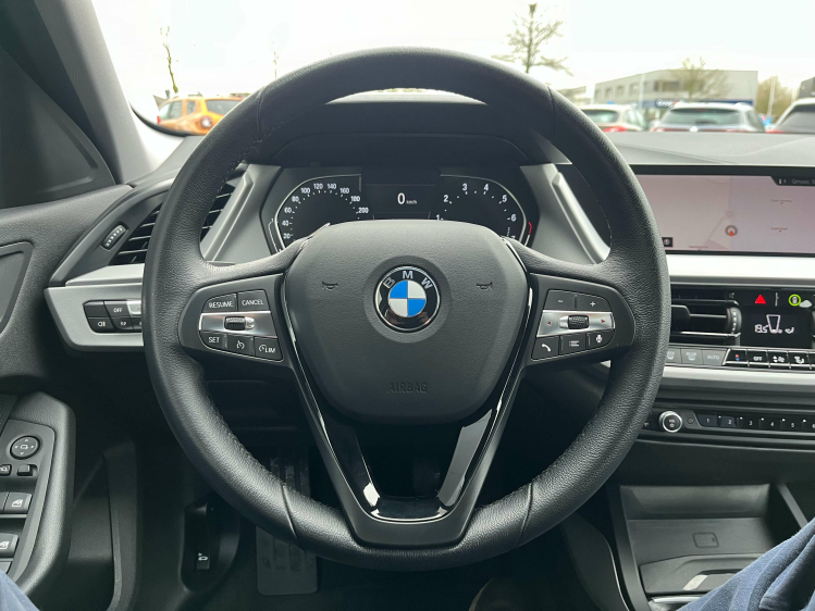 BMW 118 118i Full-LED/Navigatie/Carplay/Zetelverwarming/.. Leconte Motors