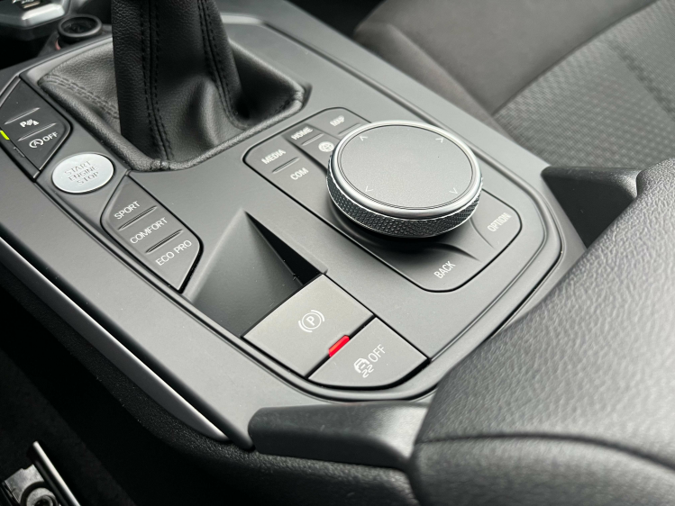 BMW 118 118i Full-LED/Navigatie/Carplay/Zetelverwarming/.. Leconte Motors