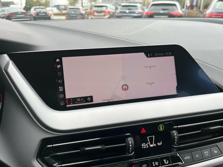 BMW 118 118i Full-LED/Navigatie/Carplay/Zetelverwarming/.. Leconte Motors