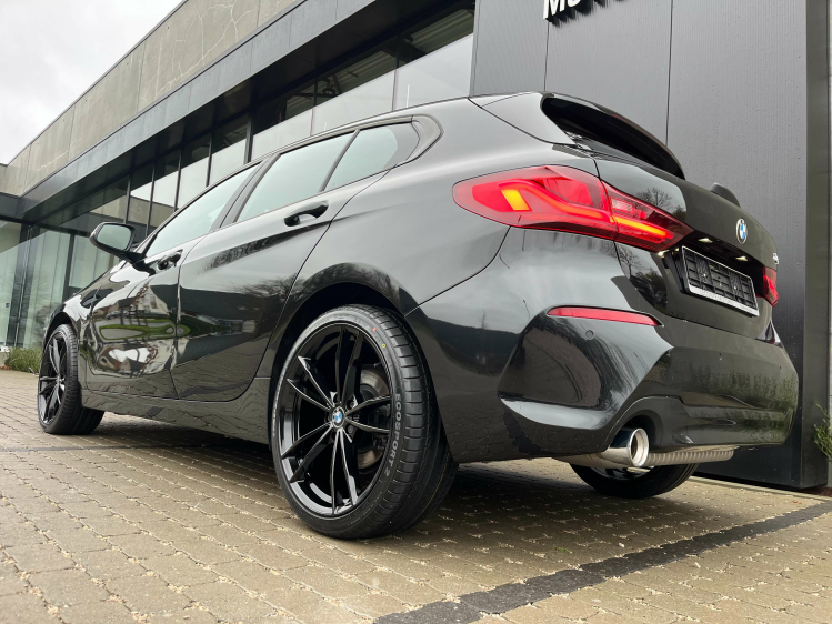 BMW 118 118i Full-LED/Navigatie/Carplay/Zetelverwarming/.. Leconte Motors