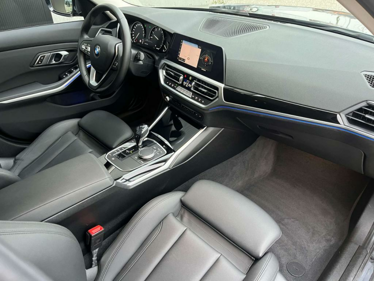 BMW 318 Touring 318iA Sportzetels/Sfeerverlichting/DAB+... Leconte Motors