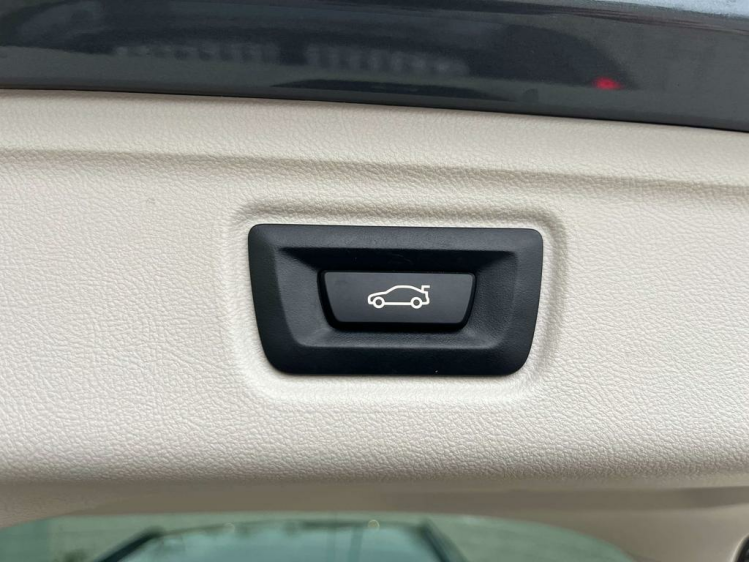 BMW 318 Touring 318iA Sportzetels/Sfeerverlichting/DAB+... Leconte Motors