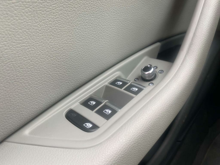 Audi A4 40 TDi S tronic Virtual-Cockpit/Matrix/Leder/Gps! Leconte Motors