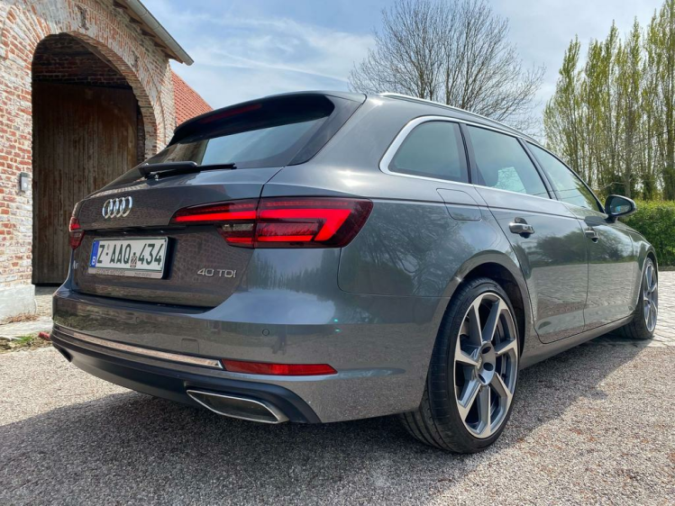 Audi A4 40 TDi S tronic Virtual-Cockpit/Matrix/Leder/Gps! Leconte Motors