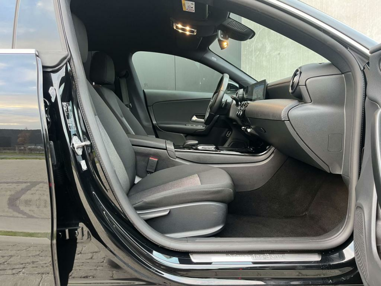 Mercedes-Benz CLA 200 iA DCT Shooting Brake Widescreen/Carplay/Camera/.. Leconte Motors