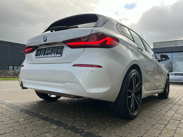 BMW 116 116i Full-LED/Navigatie/Carplay/DAB+/Cruise/PDC... Leconte Motors