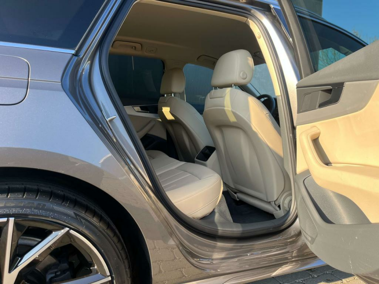 Audi A4 Avant 35 TFSI Avant S-Tronic Virtual/Leder/Trekhk Leconte Motors