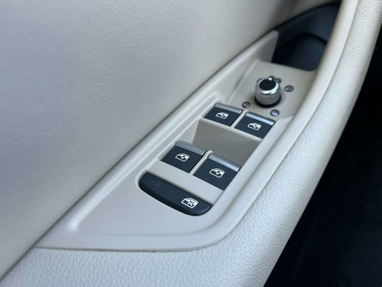 Audi A4 Avant 35 TFSI Avant S-Tronic Virtual/Leder/Trekhk Leconte Motors