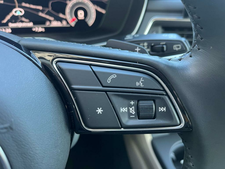 Audi A4 Avant 35 TFSI Avant S-Tronic Virtual/Leder/Trekhk Leconte Motors