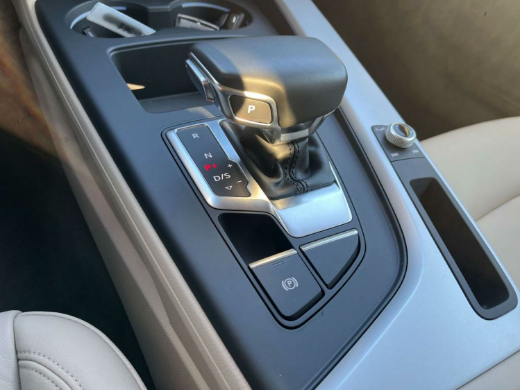 Audi A4 Avant 35 TFSI Avant S-Tronic Virtual/Leder/Trekhk Leconte Motors