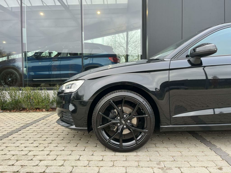 Audi A3 Sportback 30 TFSI S tronic Xenon/Gps/Cruise/PDC/.. Leconte Motors