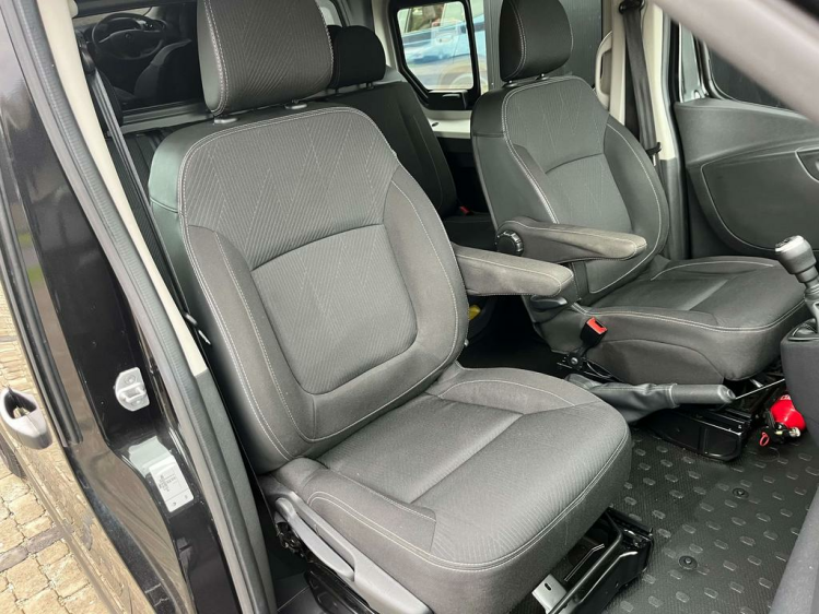 Renault Trafic Dubbele Cabine L2 Verlengd Gps/Trekhaak/Camera..! Leconte Motors