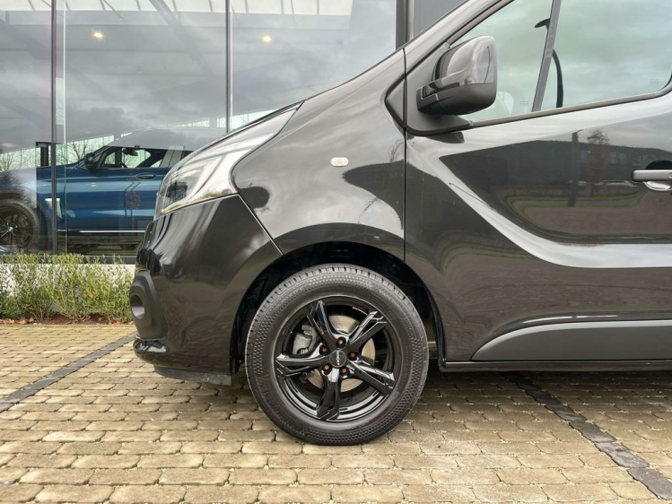 Renault Trafic Dubbele Cabine L2 Verlengd Gps/Trekhaak/Camera..! Leconte Motors