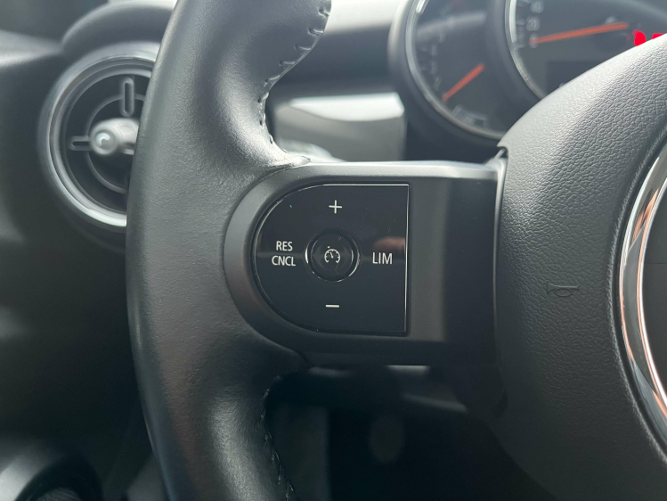 MINI One 1.5i Facelift 5D Full-LED/Carplay/Gps/Cruise/PDC.. Leconte Motors