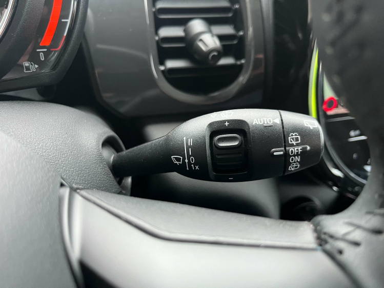 MINI One 1.5i Facelift 5D Full-LED/Carplay/Gps/Cruise/PDC.. Leconte Motors