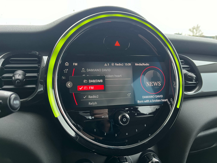 MINI One 1.5i Facelift 5D Full-LED/Carplay/Gps/Cruise/PDC.. Leconte Motors