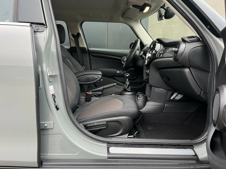 MINI One 1.5i Facelift 5D Full-LED/Carplay/Gps/Cruise/PDC.. Leconte Motors