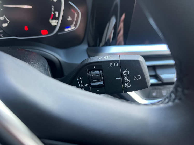 BMW 318 Touring 318iA Sportzetels/Gps/Carplay/Leder/...!! Leconte Motors
