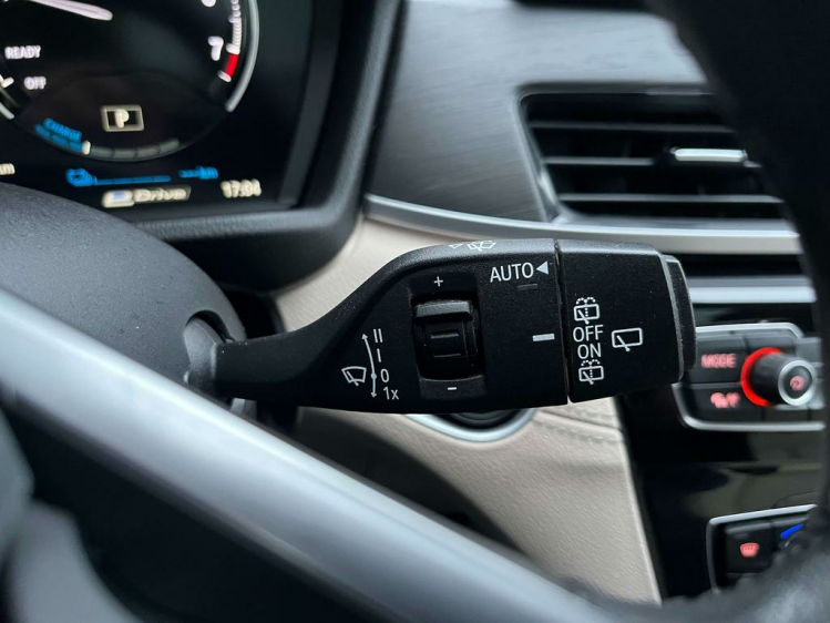 BMW X1 1.5iA xDrive25e X-Line Panodak/Leder/HUD/Camera... Leconte Motors