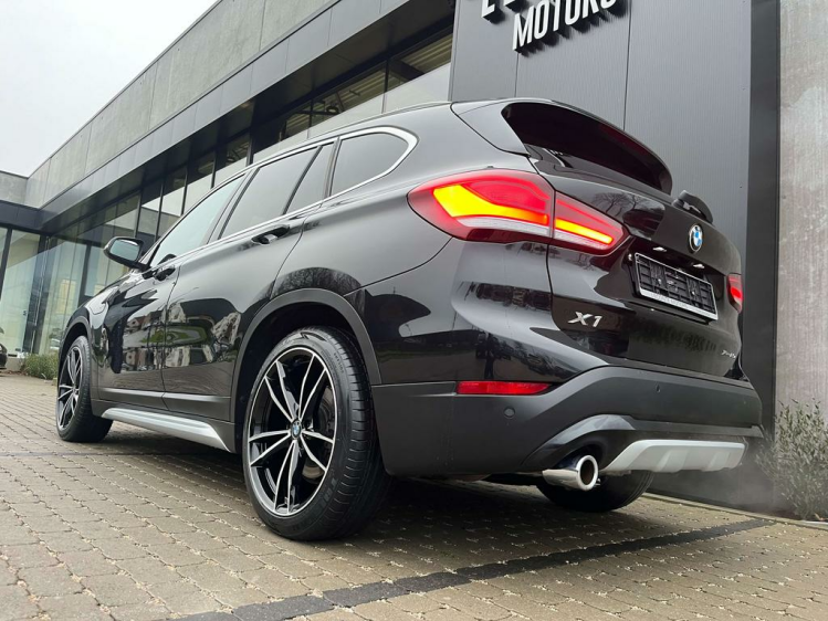 BMW X1 1.5iA xDrive25e X-Line Panodak/Leder/HUD/Camera... Leconte Motors