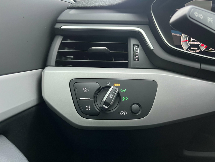 Audi A4 Avant 35 TFSI S-Tronic Virtual/Leder/LED/Camera..! Leconte Motors