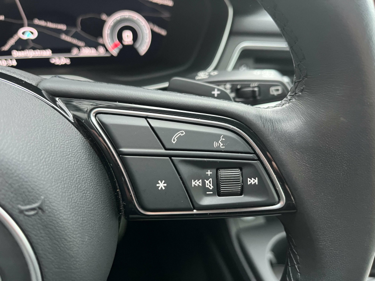 Audi A4 Avant 35 TFSI S-Tronic Virtual/Leder/LED/Camera..! Leconte Motors