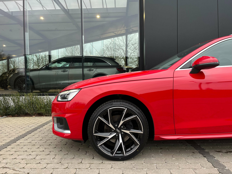 Audi A4 Avant 35 TFSI S-Tronic Virtual/Leder/LED/Camera..! Leconte Motors