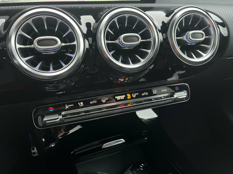 Mercedes-Benz CLA 200 dA AMG-PACK Panodak/Widescreen/Memoryseats/Camera Leconte Motors