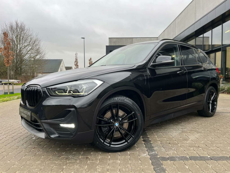 BMW X1 1.5iA xDrive25e Hybrid LED/Leder/Camera/Carplay... Leconte Motors