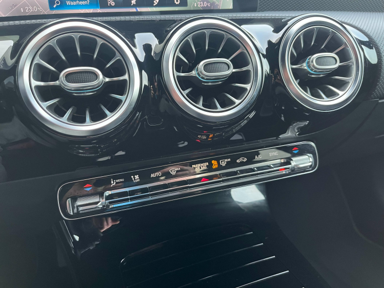 Mercedes-Benz CLA 180 iA Coupé Leder/Sportzetels/Widescreen/Camera..! Leconte Motors