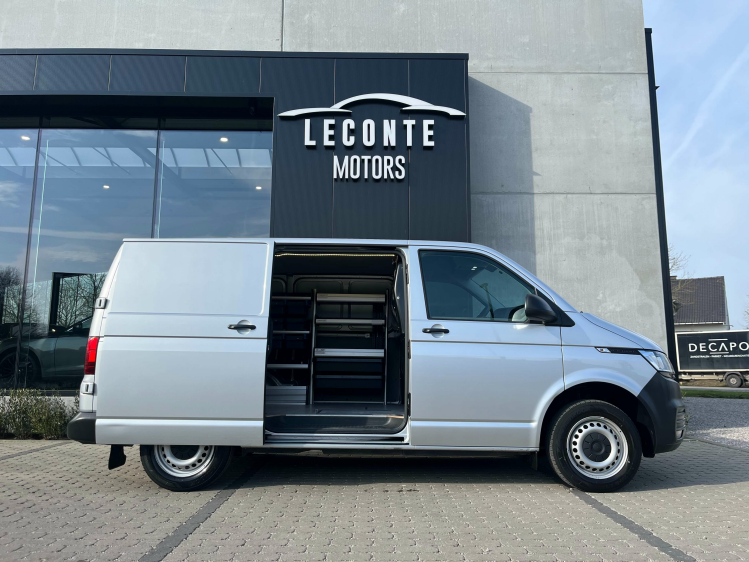 Volkswagen T6.1 Transporter 2.0 TDi DSG Automaat 3-zit/Carplay/Sortimo-rekken Leconte Motors