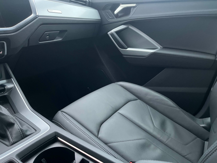 Audi Q3 45 TFSIe Sportback Hybride S-Line Full-LED/Leder.. Leconte Motors