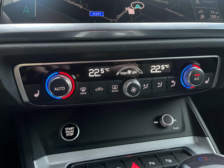 Audi Q3 45 TFSIe Sportback Hybride S-Line Full-LED/Leder.. Leconte Motors