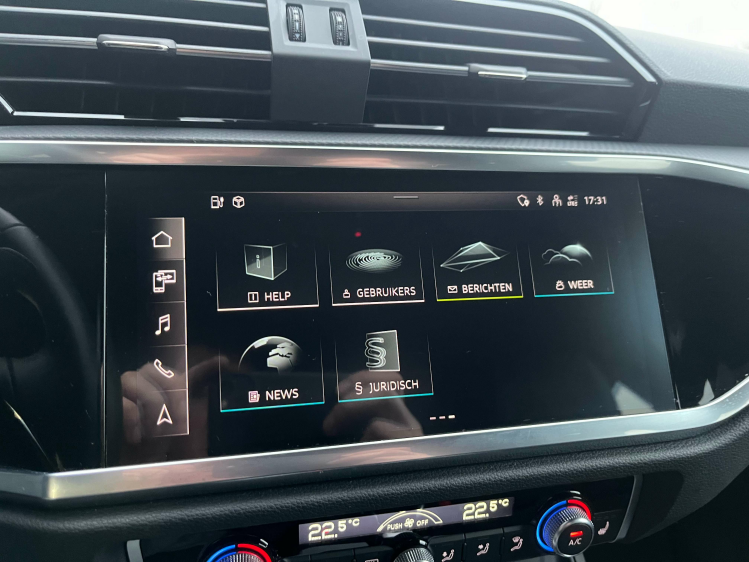 Audi Q3 45 TFSIe Sportback Hybride S-Line Full-LED/Leder.. Leconte Motors