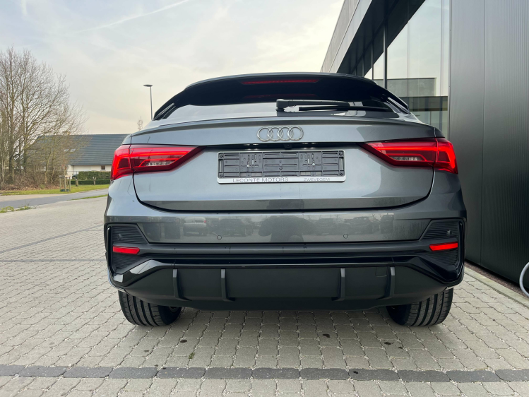 Audi Q3 45 TFSIe Sportback Hybride S-Line Full-LED/Leder.. Leconte Motors