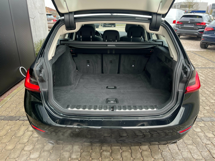 BMW 318 Touring dA Panodak/Leder/Camera/Memoryseats/Keyles Leconte Motors