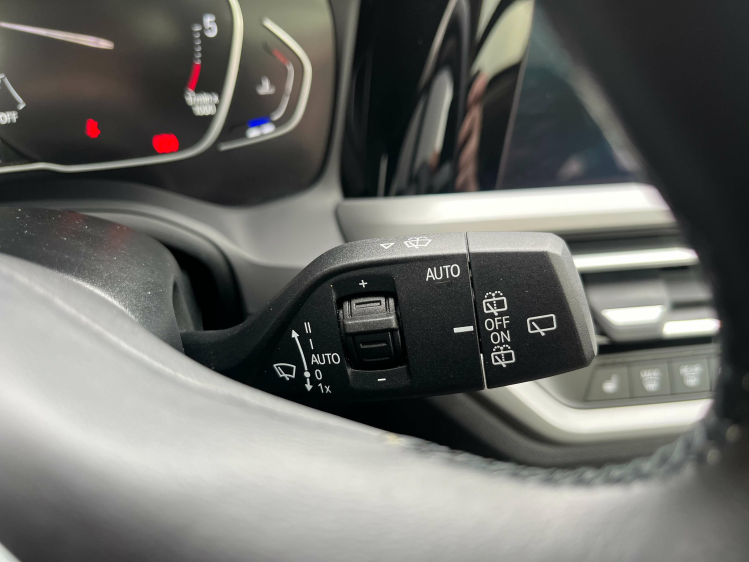 BMW 318 Touring dA Panodak/Leder/Camera/Memoryseats/Keyles Leconte Motors