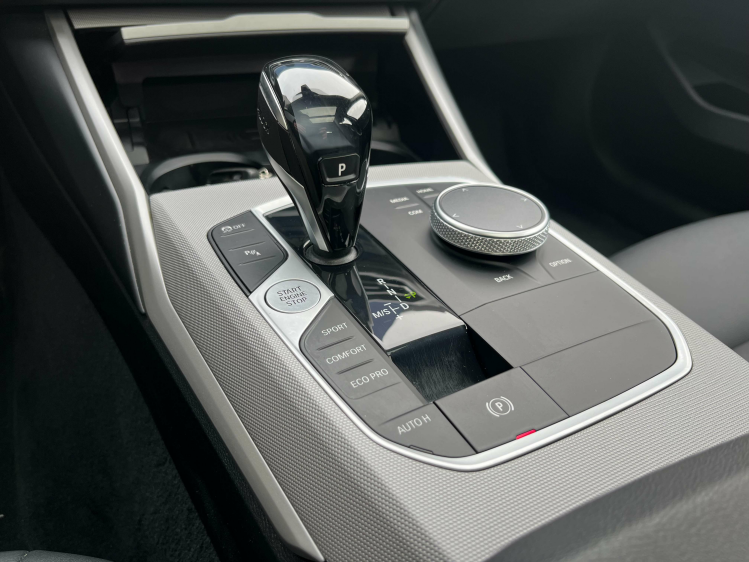 BMW 318 Touring dA Panodak/Leder/Camera/Memoryseats/Keyles Leconte Motors