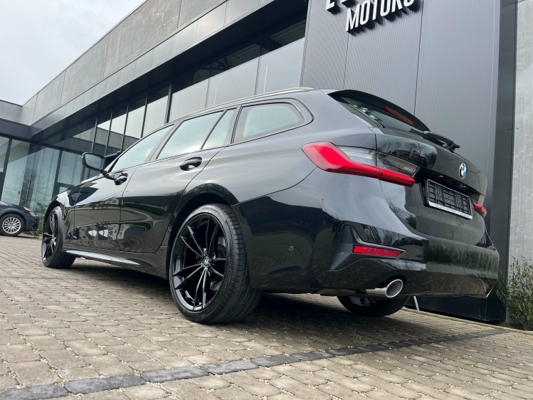 BMW 318 Touring dA Panodak/Leder/Camera/Memoryseats/Keyles Leconte Motors