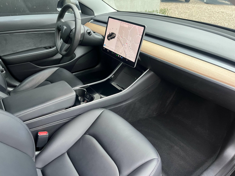 Tesla Model 3 75 kWh Dual Motor Long Range AWD...!! Leconte Motors