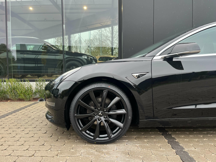 Tesla Model 3 75 kWh Dual Motor Long Range AWD...!! Leconte Motors