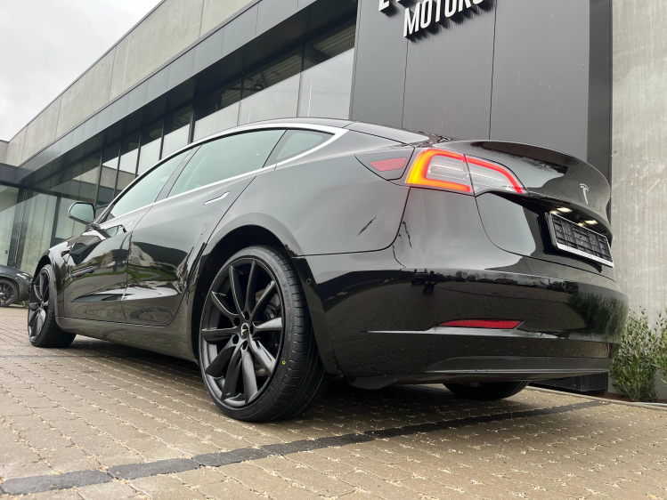 Tesla Model 3 75 kWh Dual Motor Long Range AWD...!! Leconte Motors