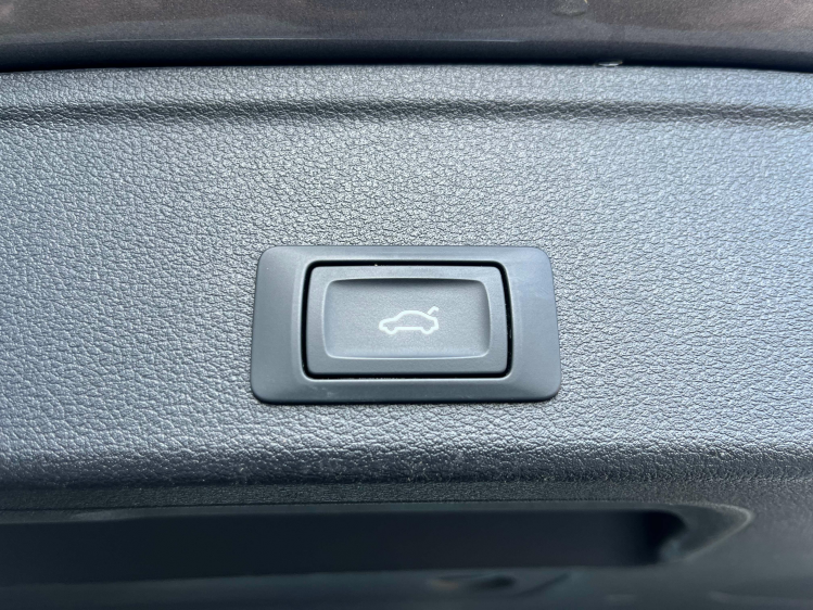 Audi A4 Avant 35 TFSI S-Tronic Virtual/LED/Leder/Carplay.. Leconte Motors