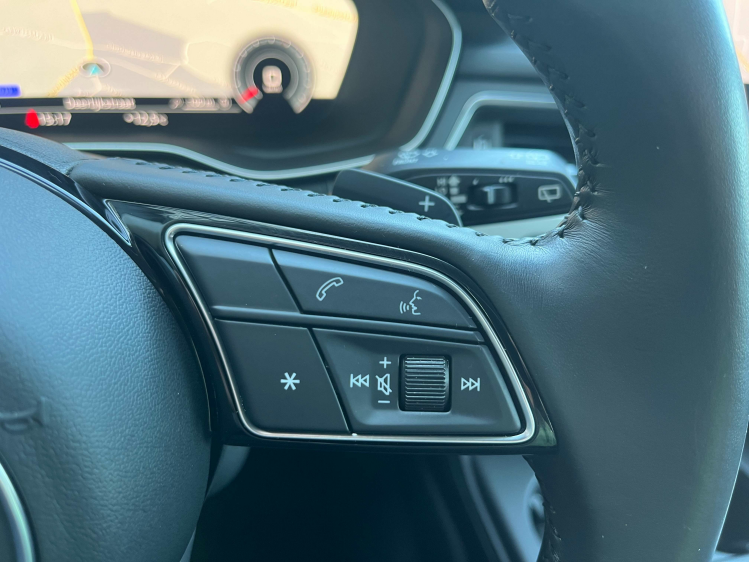 Audi A4 Avant 35 TFSI S-Tronic Virtual/LED/Leder/Carplay.. Leconte Motors
