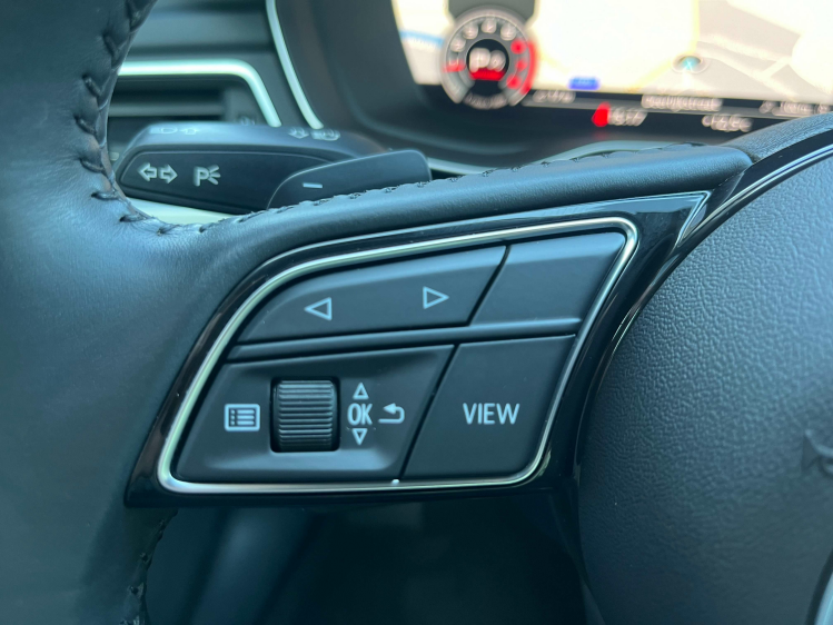 Audi A4 Avant 35 TFSI S-Tronic Virtual/LED/Leder/Carplay.. Leconte Motors