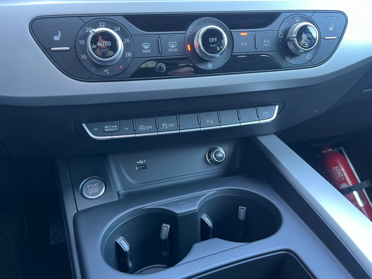 Audi A4 Avant 35 TFSI S-Tronic Virtual/LED/Leder/Carplay.. Leconte Motors