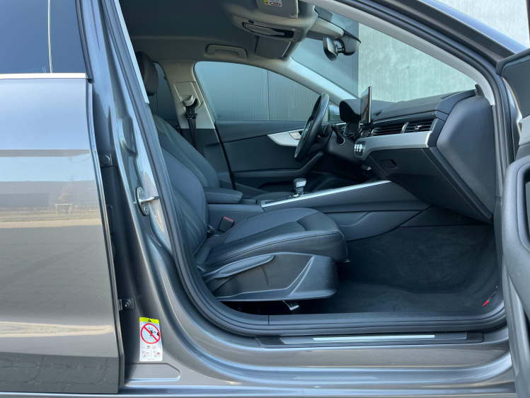 Audi A4 Avant 35 TFSI S-Tronic Virtual/LED/Leder/Carplay.. Leconte Motors
